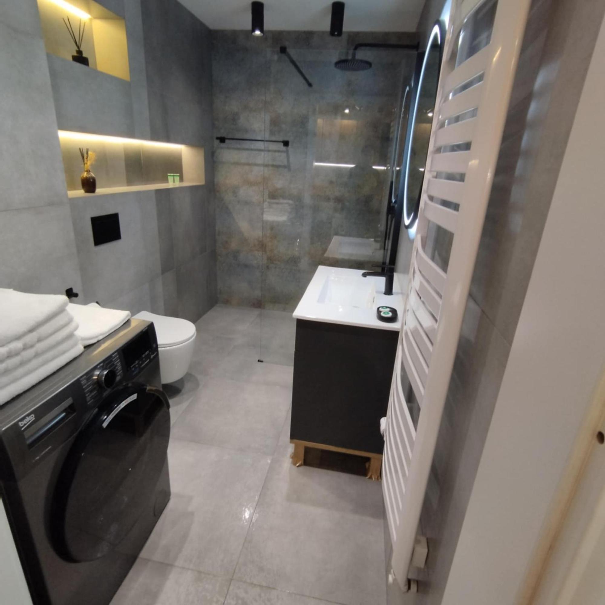 Mieszkanie W Nowoczesnym Halo Apartament W Centrum Wrocław Eksteriør bilde
